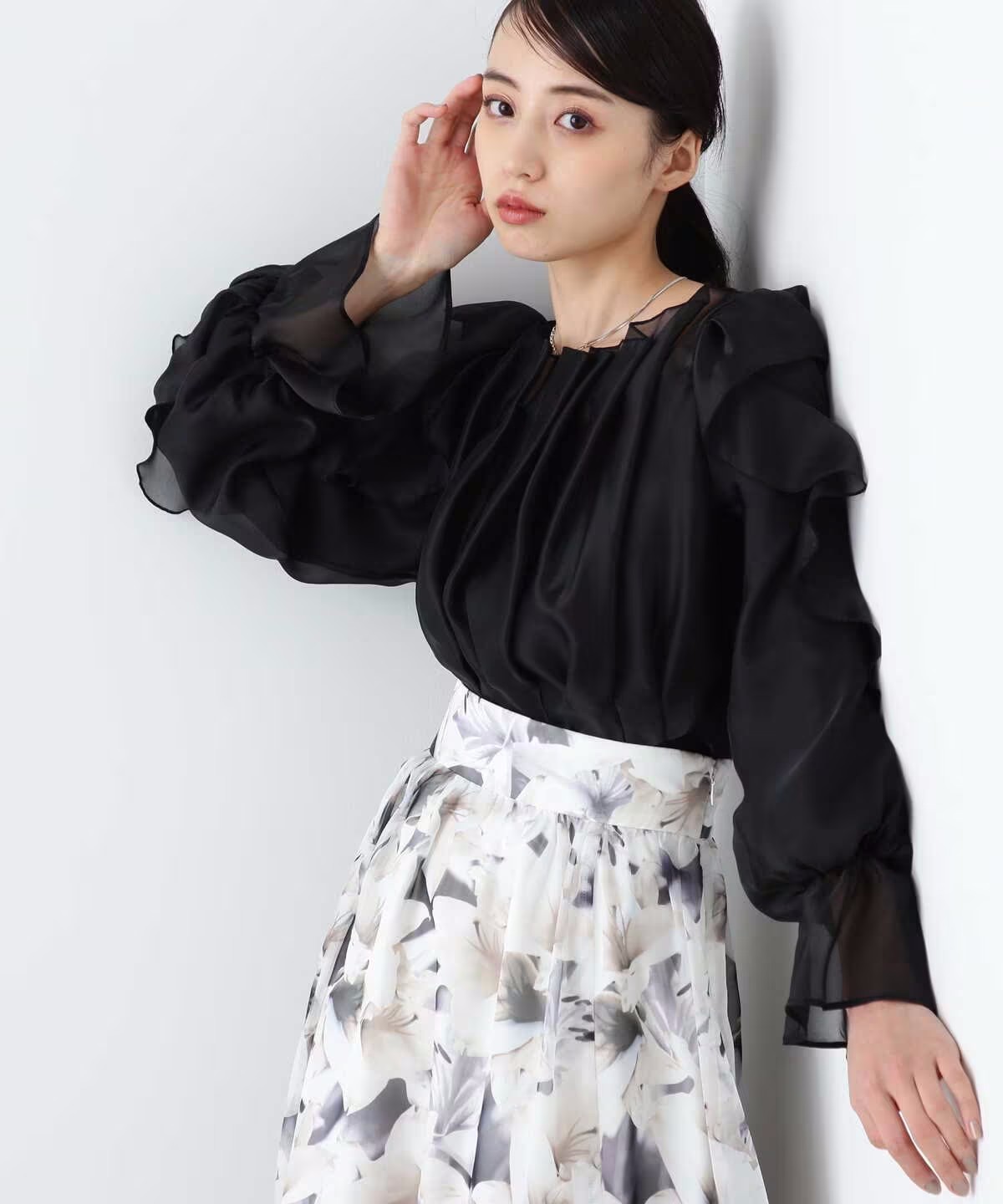 ソフトオーガンラッフルブラウス | La boutique BonBon(ラブ