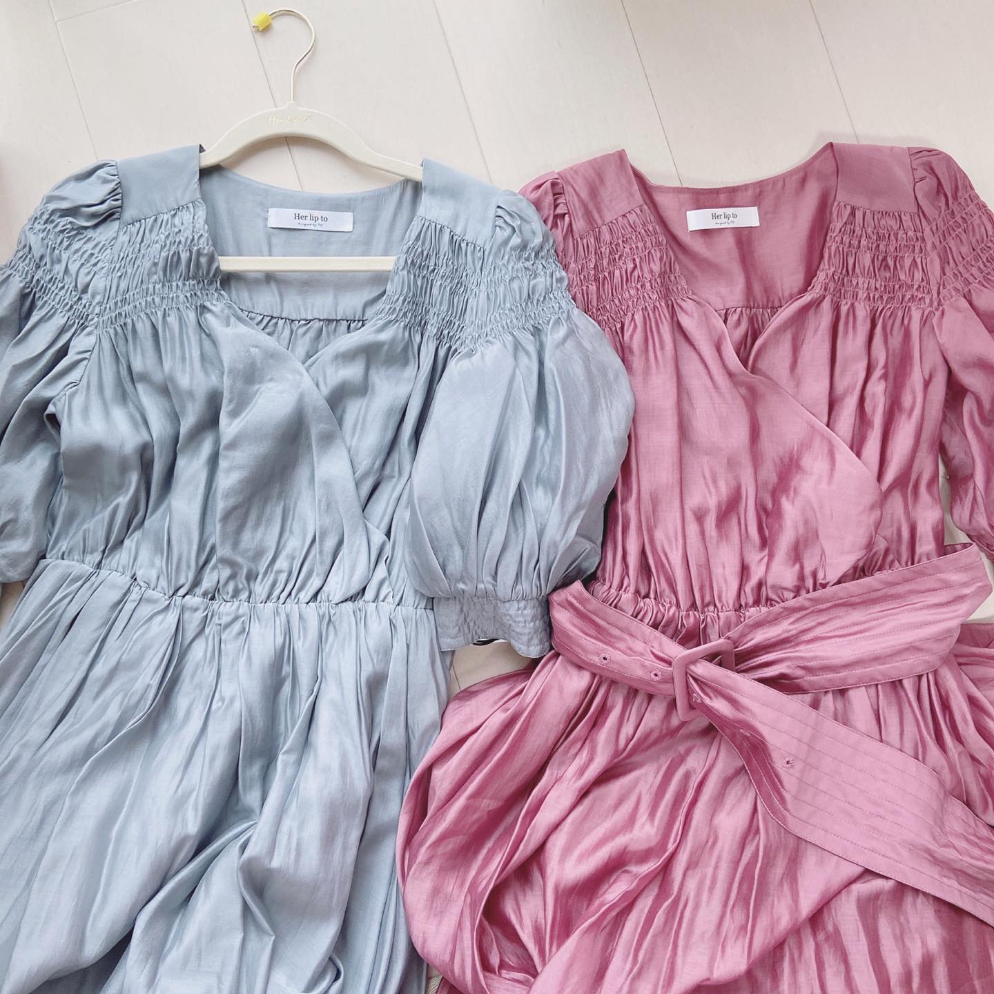 Herlipto Airy Volume Sleeve Dress blue S - ロングワンピース