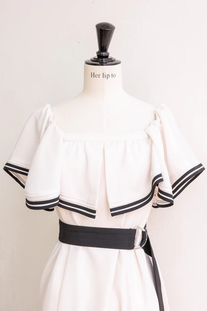 Her Lip To Sweet Moments Belted Dress - ワンピース