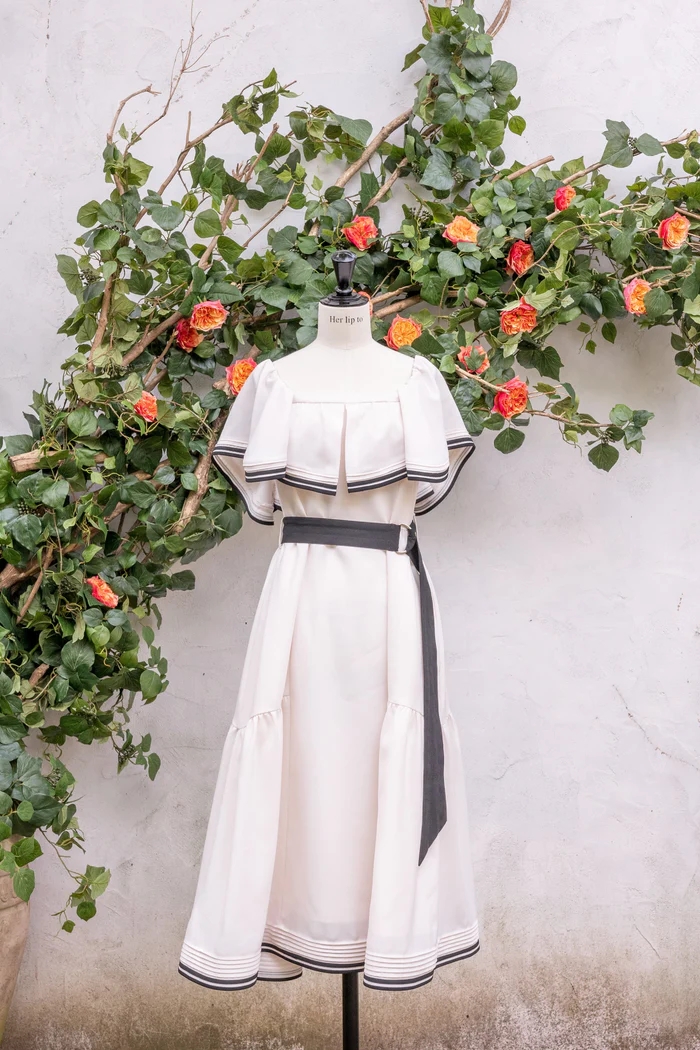 Sweet Moments Belted Dress Sサイズ