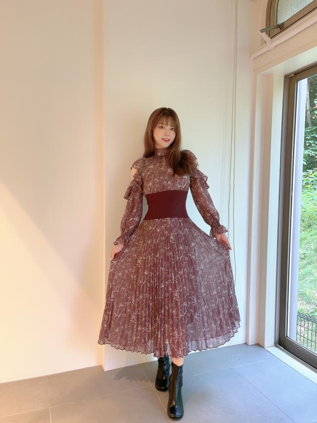 snidelウエストリブフレアスリーブプリーツワンピース ... ウエストリブフレアスリーブプリーツワンピース