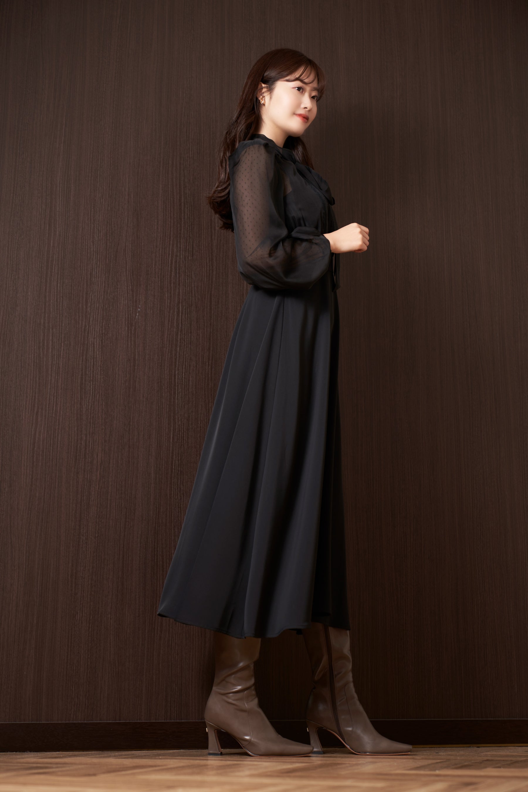 Fubail / Bow-Tie Chiffon Midi Dress