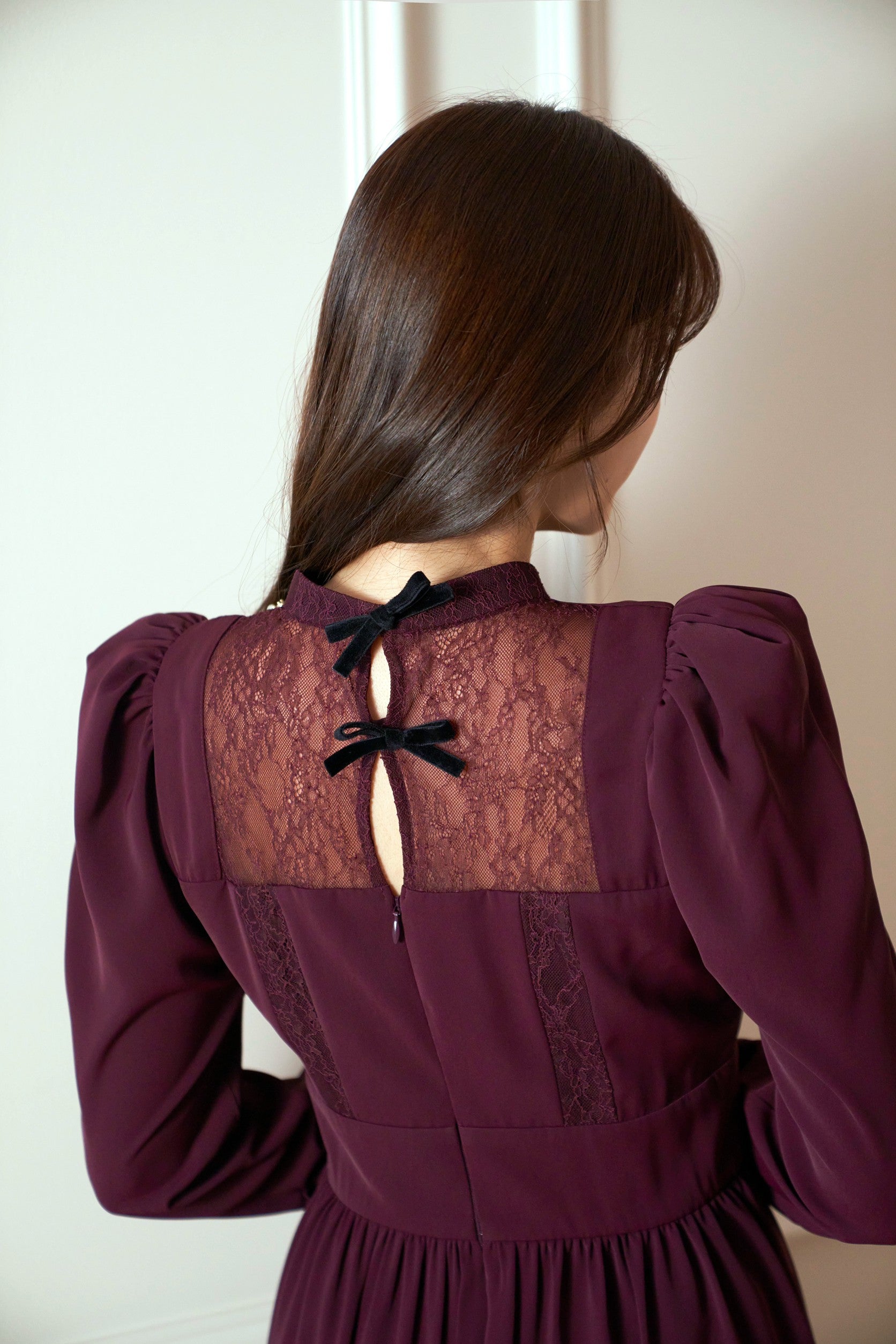 Fubail / Modern Mademoiselle Back Ribbon Dress